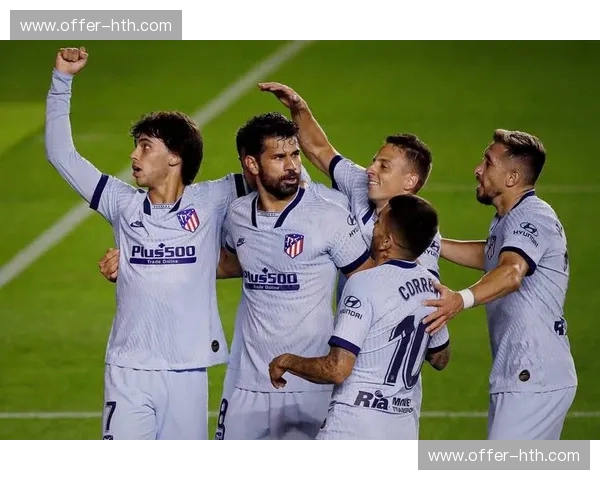 伯纳乌之巅，激情碰撞：一张海报，点燃马德里德比的永恒战火